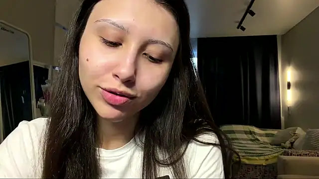 Snapshot of Alicekitty67 chatting on June 30, 2026, 2:06 pm Alicekitty67 online show from June 30, 2026, 2:06 pm