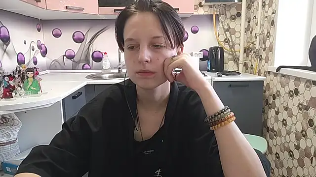 Saranade online show from June 12, 2026, 5:00 pm