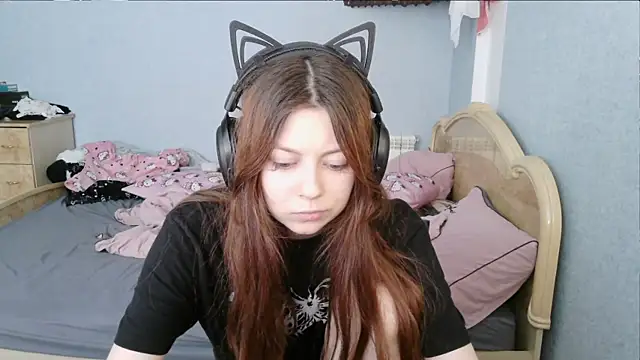 Snapshot of AlessiaViolet chatting on June 10, 2026, 10:16 am AlessiaViolet online show from June 10, 2026, 10:16 am