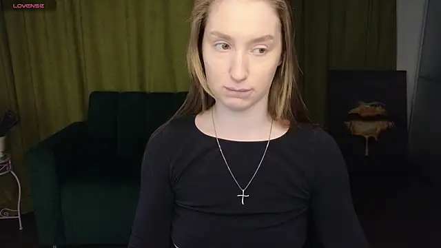 Snapshot of AlisaFoxis chatting on July 10, 2026, 5:35 pm AlisaFoxis online show from July 10, 2026, 5:35 pm
