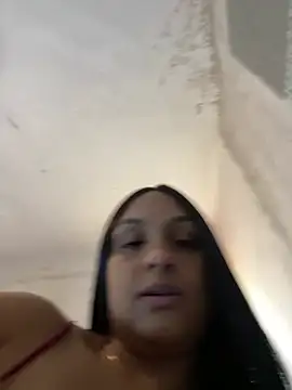 Messy-Diana  online show from June 17, 2026, 9:36 pm