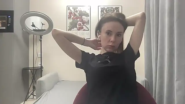 NikolettaLoveme online show from May 28, 2026, 10:37 pm
