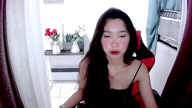 Snapshot of heartx_ chatting on June 18, 2026, 1:05 pm heartx online show from June 18, 2026, 1:05 pm