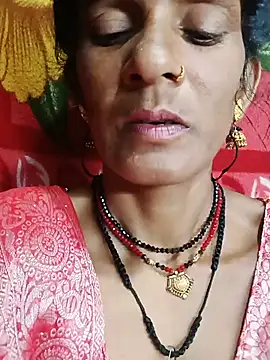 Snapshot of Cut_umang74 chatting on July 6, 2026, 4:31 pm Cut umang74 online show from July 6, 2026, 4:31 pm