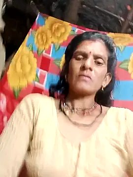 Snapshot of Cut_umang74 chatting on June 8, 2026, 4:18 pm Cut umang74 online show from June 8, 2026, 4:18 pm