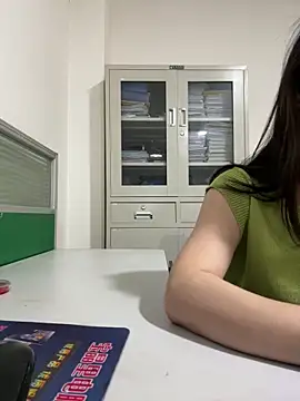 qingqing202666 online show from June 22, 2026, 6:32 am
