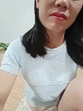 Snapshot of -Maya-a chatting on July 2, 2026, 7:20 pm -Maya-a online show from July 2, 2026, 7:20 pm
