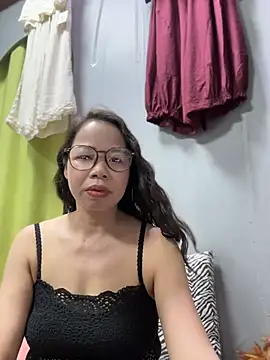 Snapshot of honghong_mother chatting on June 21, 2026, 1:00 am honghong mother online show from June 21, 2026, 1:00 am