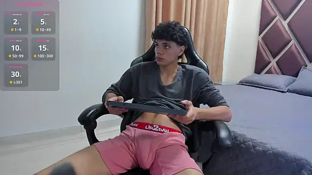Ithan Hott online show from July 11, 2026, 4:24 am