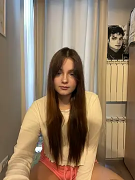 Snapshot of Reilbellll chatting on June 14, 2026, 3:24 pm Reilbellll online show from June 14, 2026, 3:24 pm