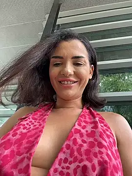 chloenyx online show from July 16, 2026, 12:02 pm