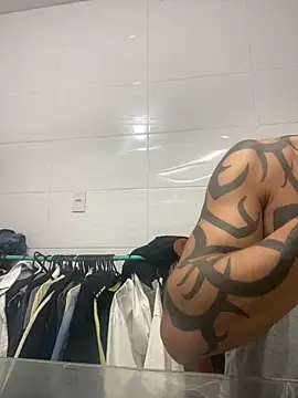 Tatuadomoreno23cm online show from June 9, 2026, 12:44 am