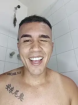 ANDRES HOT-1996 online show from May 9, 2026, 7:39 pm