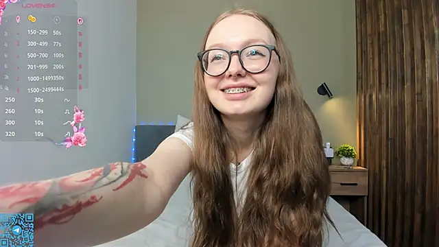 Snapshot of AnitaSchiesser chatting on July 13, 2026, 10:14 am AnitaSchiesser online show from July 13, 2026, 10:14 am