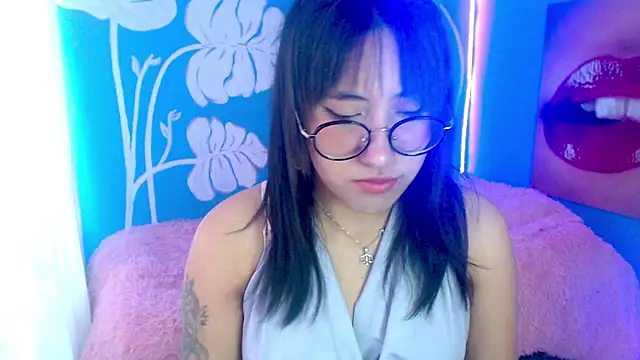Snapshot of eli_doll chatting on July 3, 2026, 11:17 am eli doll online show from July 3, 2026, 11:17 am