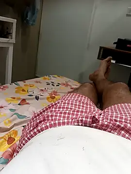 Snapshot of indiboy009 chatting on December 15, 2025, 3:40 pm indiboy009 online show from December 15, 2025, 3:40 pm