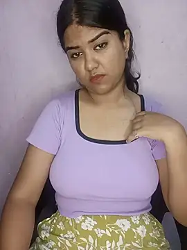 MissRiyaLive online show from June 1, 2026, 5:40 am