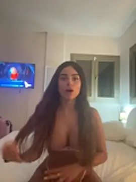 miaabelluccii online show from July 28, 2026, 1:13 am