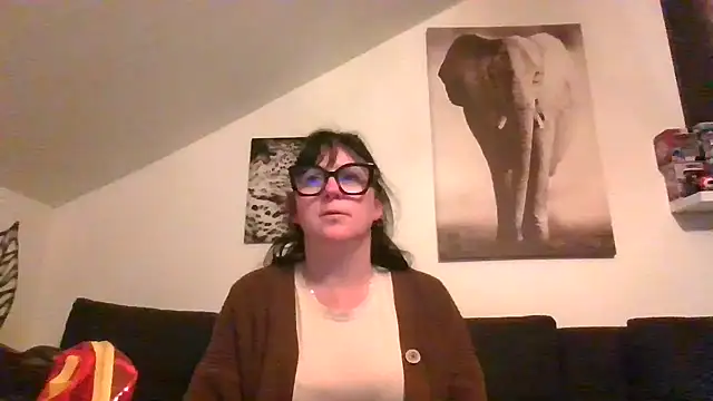 Snapshot of sexujuly88 chatting on May 9, 2026, 9:29 pm sexujuly88 online show from May 9, 2026, 9:29 pm