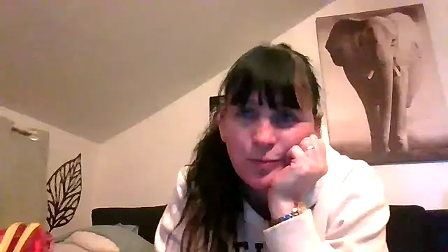 sexujuly88 online show from March 9, 2026, 9:40 pm