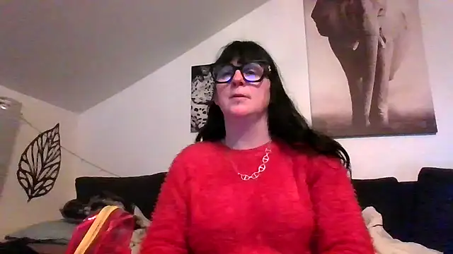 sexujuly88 online show from February 8, 2026, 9:45 pm