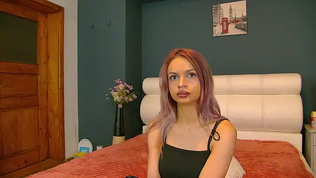 Tiny Tease online show from June 1, 2026, 8:08 pm