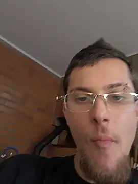 casal 69  online show from May 31, 2026, 8:09 pm