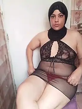 LenaQPeach online show from June 9, 2026, 11:11 am