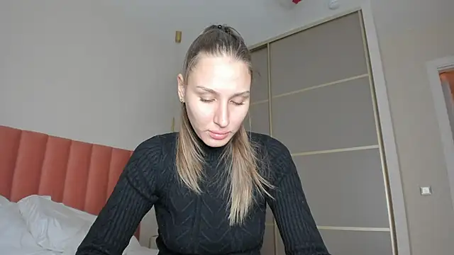 SofiClimbing online show from December 29, 2024, 2:10 pm