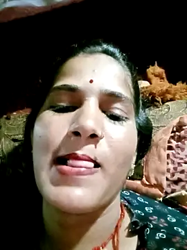 Snapshot of siwanijha007 chatting on July 19, 2026, 10:39 pm siwanijha007 online show from July 19, 2026, 10:39 pm