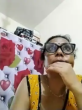 Snapshot of chatterjeesayani567 chatting on June 10, 2026, 4:30 pm chatterjeesayani567 online show from June 10, 2026, 4:30 pm