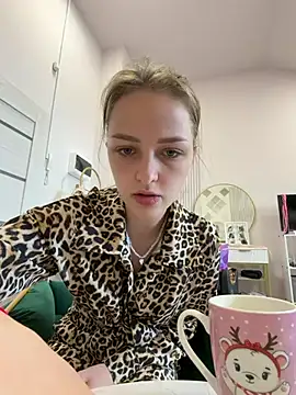 Anytochka online show from June 6, 2026, 3:01 am