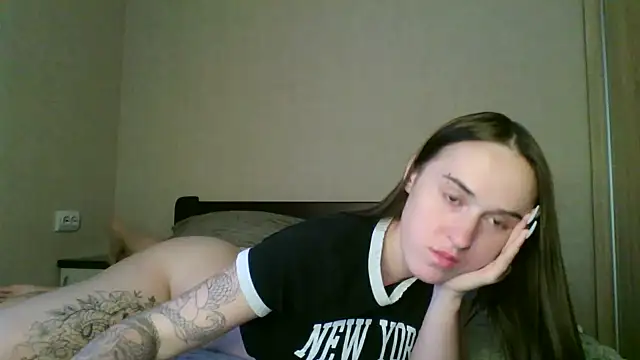 elliza snow online show from June 18, 2026, 11:37 am