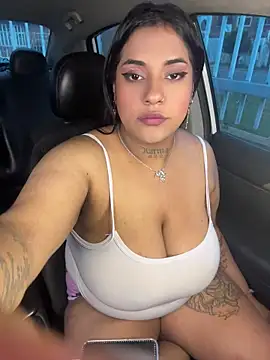 Nahomy-fire online show from July 10, 2026, 10:54 pm