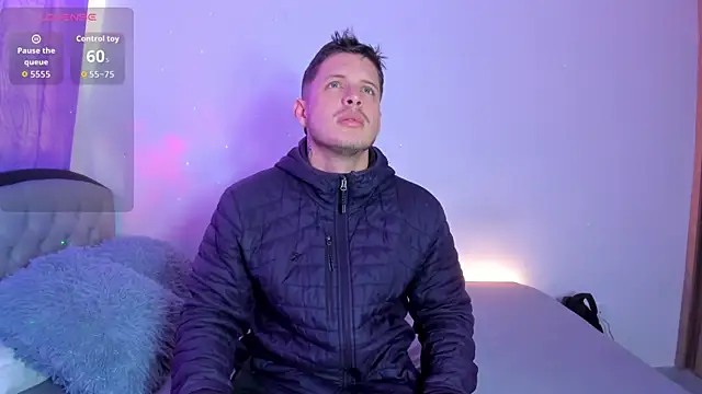 johnycooper08 online show from July 4, 2026, 1:15 pm