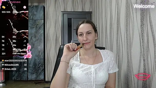 Yevgeshka-Milashka online show from November 15, 2025, 7:12 am