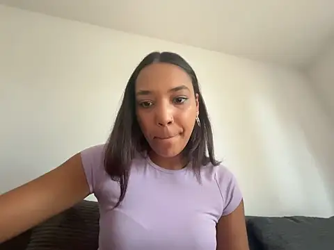 Snapshot of Lysandrablaze chatting on June 10, 2026, 1:01 pm Lysandrablaze online show from June 10, 2026, 1:01 pm