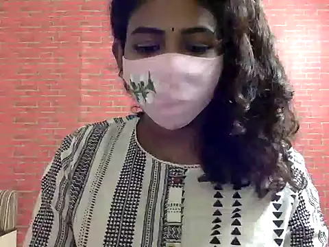 Snapshot of Nisha-moon chatting on July 22, 2026, 7:21 am Nisha-moon online show from July 22, 2026, 7:21 am