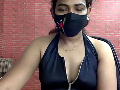 Snapshot of Nisha-moon chatting on July 30, 2026, 7:07 am Nisha-moon online show from July 30, 2026, 7:07 am