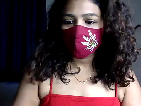 Snapshot of Nisha-moon chatting on June 24, 2026, 7:40 am Nisha-moon online show from June 24, 2026, 7:40 am