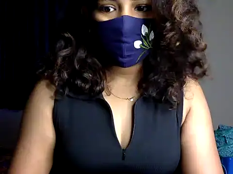 Snapshot of Nisha-moon chatting on June 16, 2026, 6:46 am Nisha-moon online show from June 16, 2026, 6:46 am