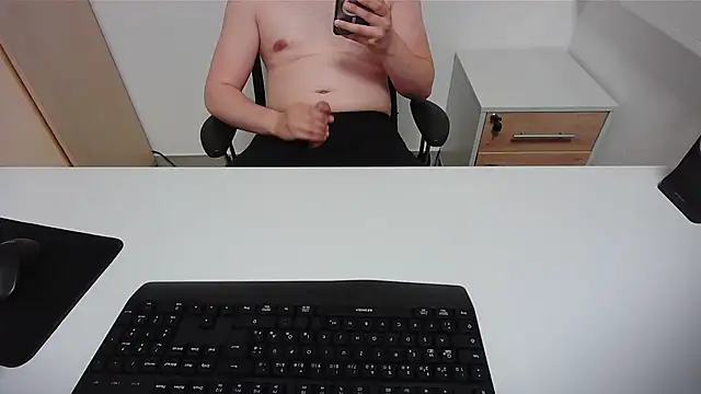 NightShadee2 online show from June 2, 2026, 7:47 pm
