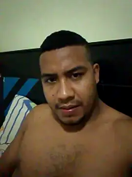 Snapshot of Giovann14 chatting on June 20, 2026, 1:54 am Giovann14 online show from June 20, 2026, 1:54 am