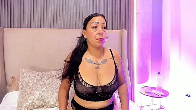 Snapshot of OrianaParra_ chatting on July 16, 2026, 3:58 am OrianaParra online show from July 16, 2026, 3:58 am