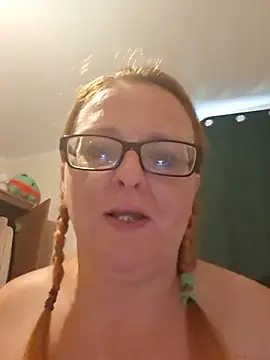 Naughtybutnicedaisy online show from June 22, 2026, 12:13 pm