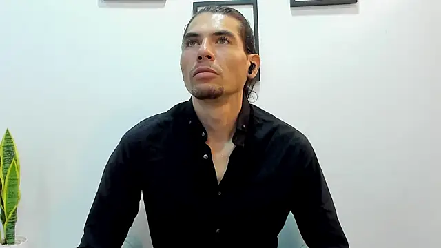 Antony Stone online show from July 4, 2026, 3:49 pm