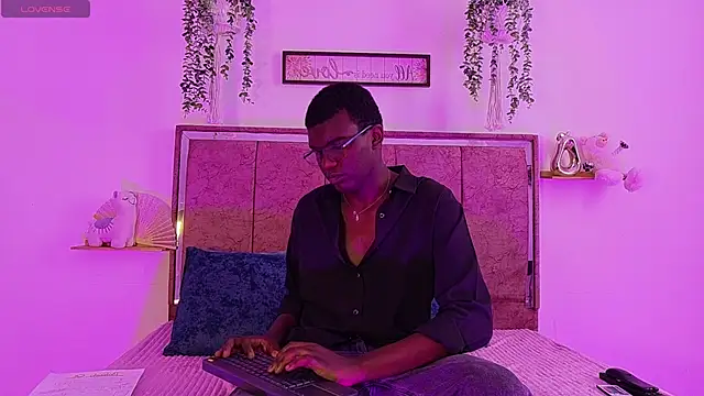 xavier cole online show from June 5, 2026, 7:52 pm