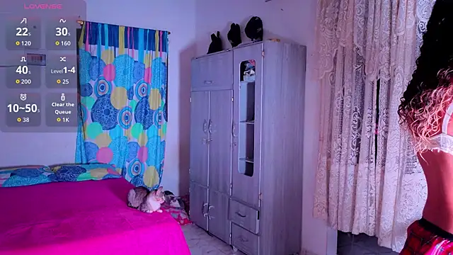 Celeste Latina19 online show from July 17, 2026, 9:39 am