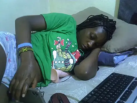 Snapshot of cuddle_lover1 chatting on June 28, 2026, 8:04 pm cuddle lover1 online show from June 28, 2026, 8:04 pm