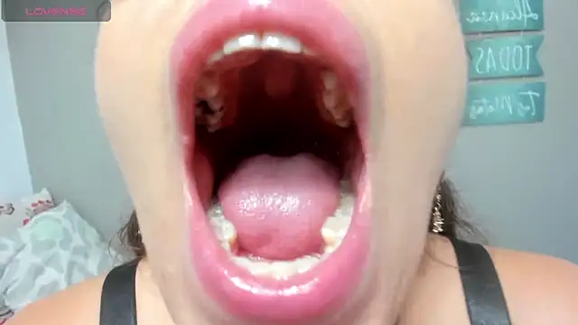 mikaela s3x online show from July 11, 2026, 5:19 am